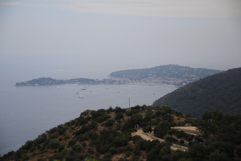 Eze (2)