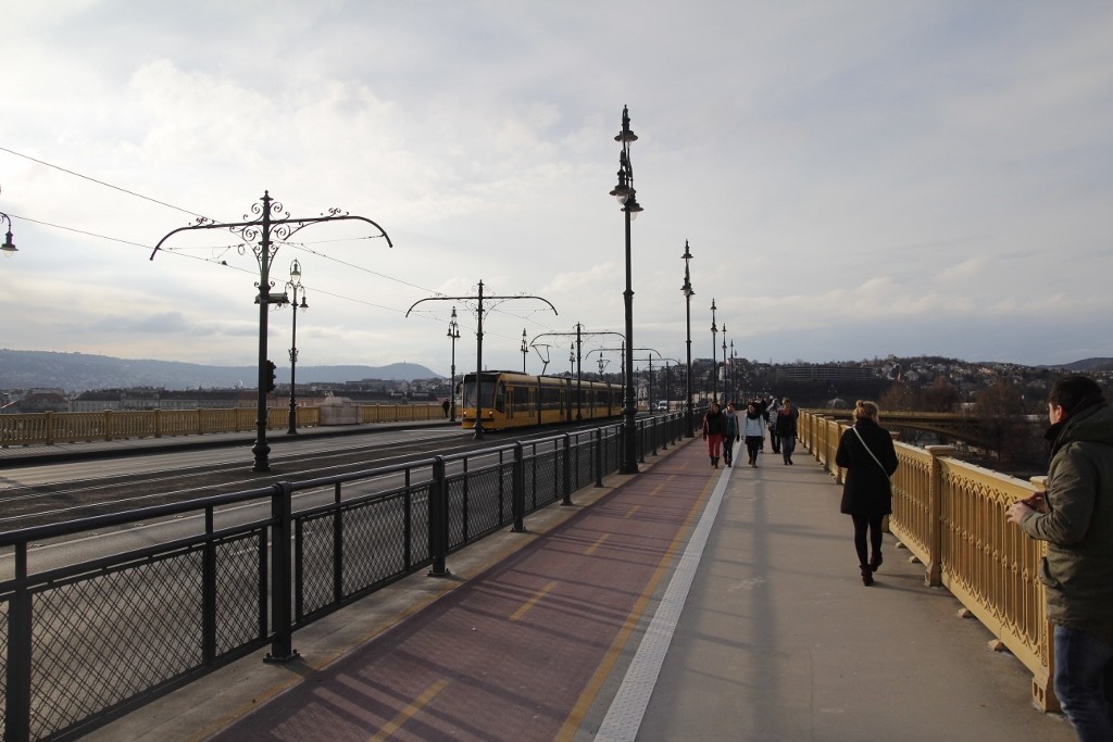 Budapeşte (300)