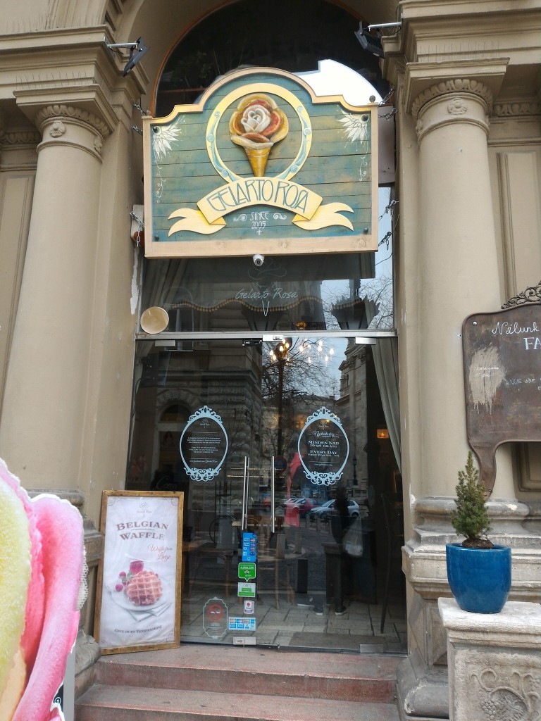 Budapeşte (697)