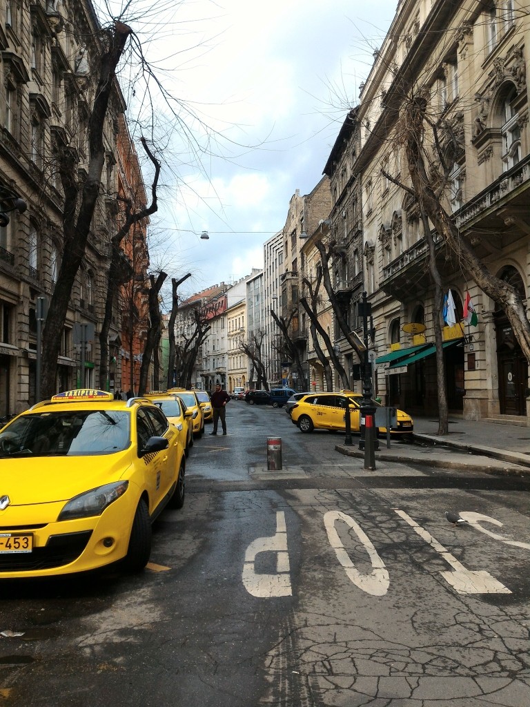 Budapeşte (747)